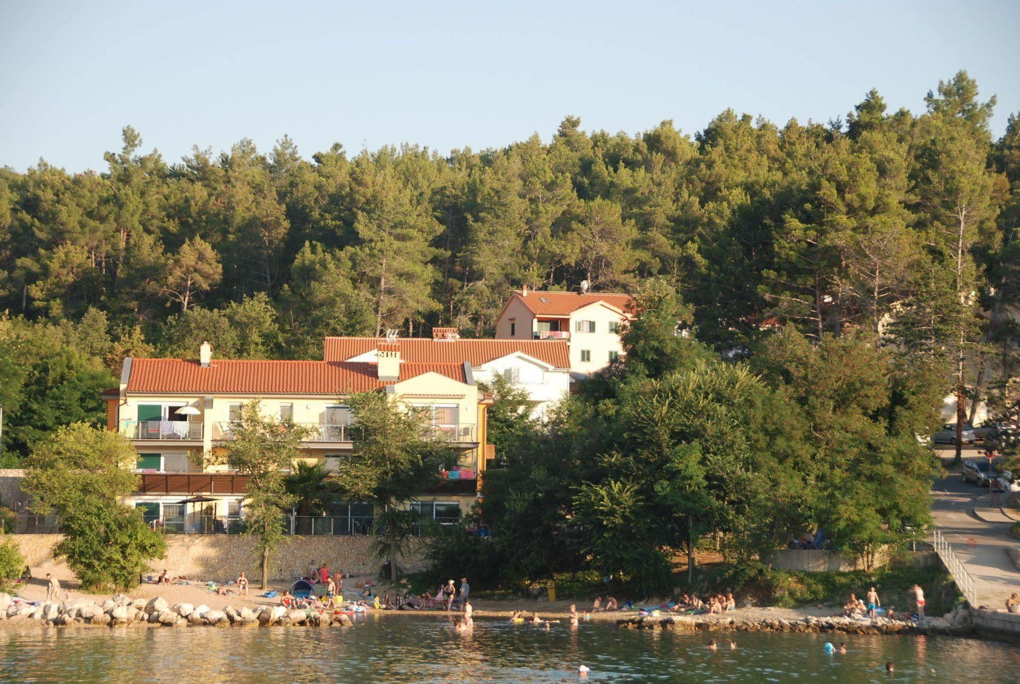 Soline Bay Seashore *